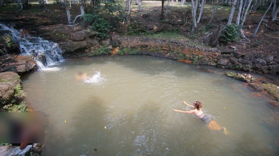 Piscine naturelle d’Étaka